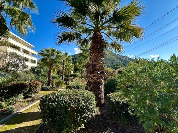 T3 de charme avec Terrasse et Box – Marseille 9e, Traverse Regny – secteur Cabot / Saint-Tronc