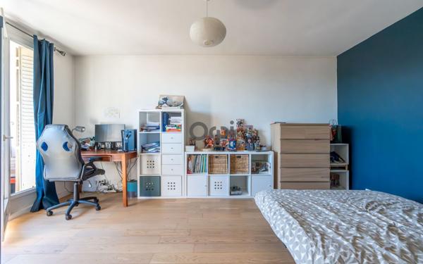 Appartement à vendre    4 pièces • 115,14 m2 Joinville-le-Pont