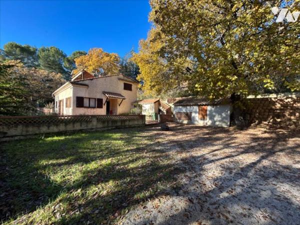 Maison individuelle à Eguilles avec terrain de 2439 m²