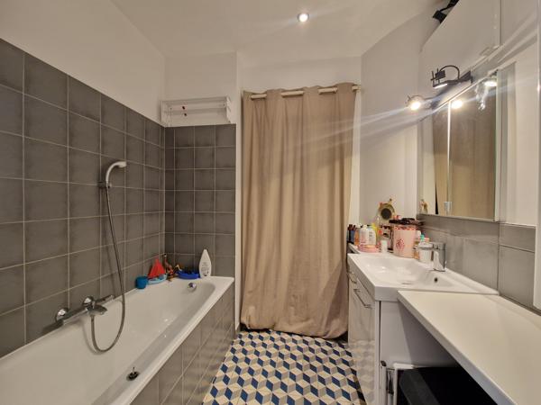 Appartement 4 pièces - 87 m² Exclusivité efficity