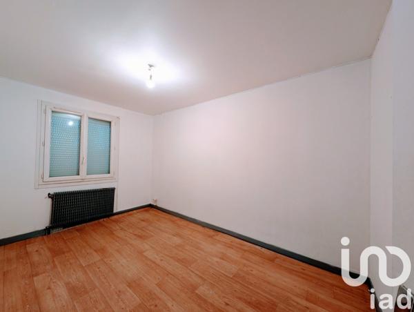 Maison de village 4 pièces de 80 m² à Chuelles (45220)