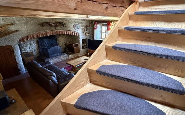 Maison à vendre    3 pièces •  Nasbinals