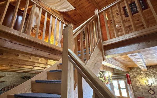 Maison à vendre    3 pièces •  Nasbinals