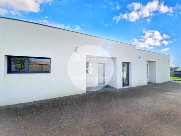 Vente                                                      Maison
                        
                     7 pièces                      230 m2                     à Saint-Brevin-les-Pins