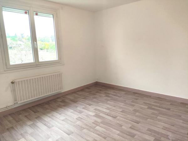 Maison T4 de 96 m² avec garage et grand terrain – Saint-Germain-de-Lusignan