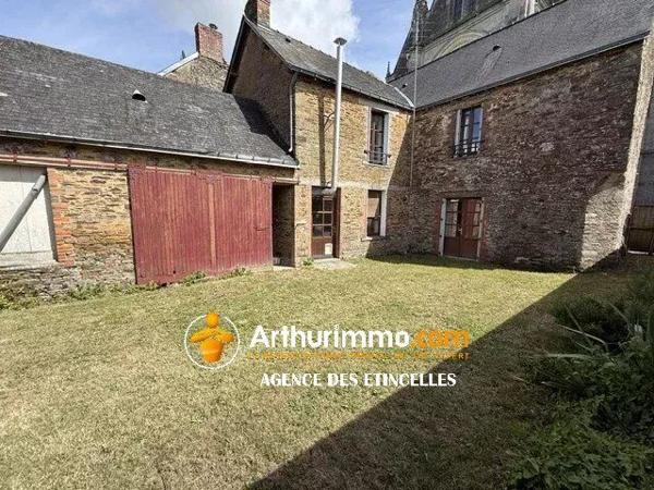 Vente                                                      Maison
                        
                     5 pièces                      135 m2                     à Châteaubriant