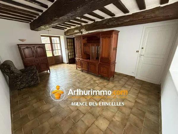 Vente                                                      Maison
                        
                     5 pièces                      135 m2                     à Châteaubriant