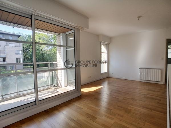 T2 avec terrasse et garage