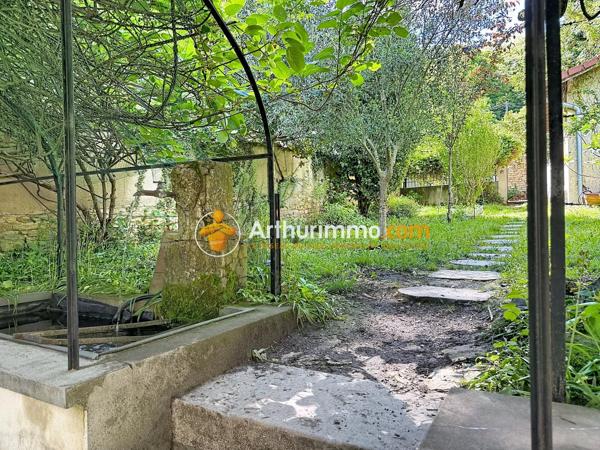 Vente                                                      Maison
                        
                     5 pièces                      137 m2                     à Bourgoin-Jallieu