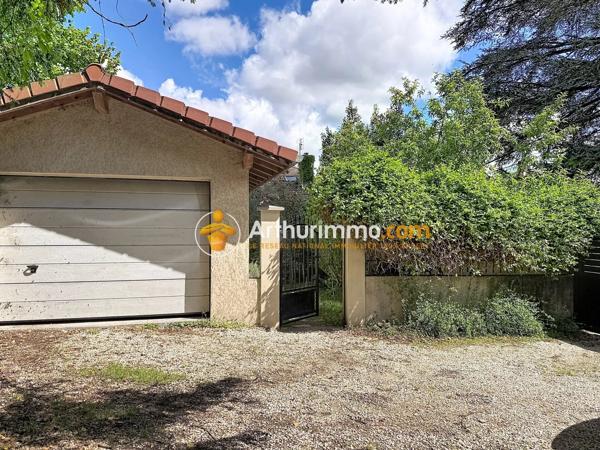 Vente                                                      Maison
                        
                     5 pièces                      137 m2                     à Bourgoin-Jallieu