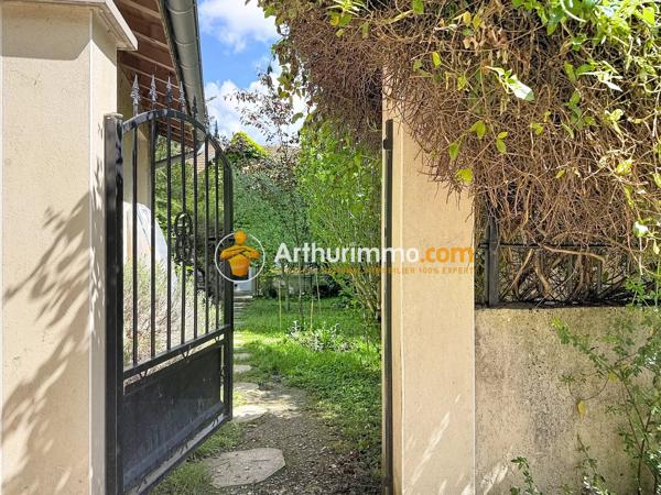 Vente                                                      Maison
                        
                     5 pièces                      137 m2                     à Bourgoin-Jallieu