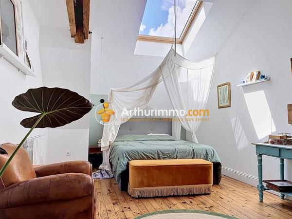 Vente                                                      Maison
                        
                     5 pièces                      137 m2                     à Bourgoin-Jallieu