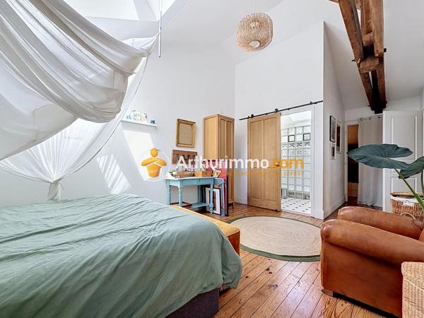 Vente                                                      Maison
                        
                     5 pièces                      137 m2                     à Bourgoin-Jallieu
