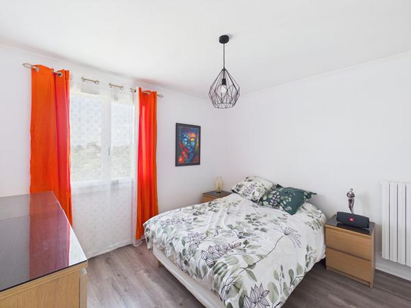 APPARTEMENT T4 bis CLIMATISE DE 74.44m² AVEC BALCON CAVE ET GARAGE SITUE A BOURG LES VALENCE 26500