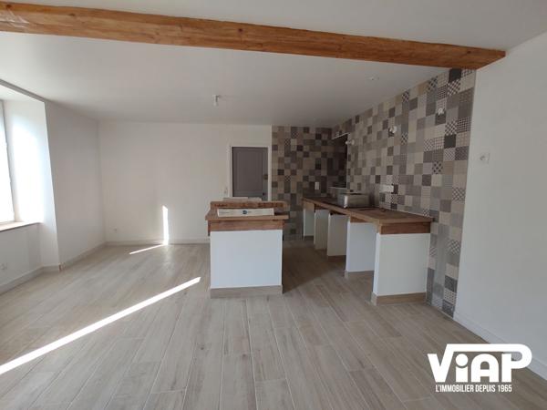 MAISON T5 , Eyjeaux