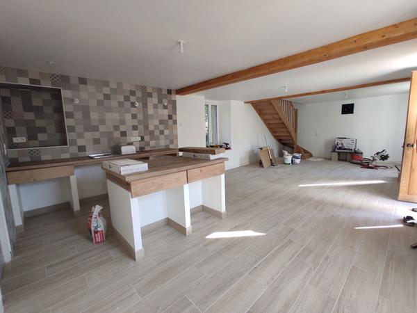 MAISON T5 , Eyjeaux