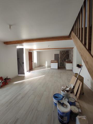 MAISON T5 , Eyjeaux