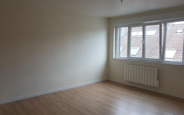 Appartement à louer    3 pièces •  Hazebrouck