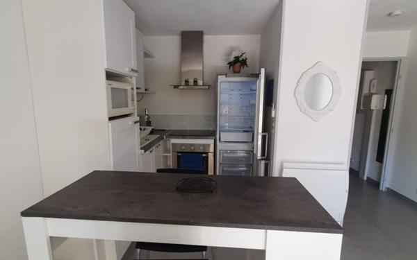 Appartement à vendre    1 pièce • 34 m2 Fréjus