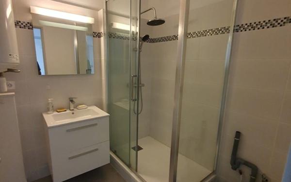 Appartement à vendre    1 pièce • 34 m2 Fréjus