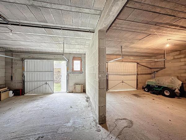 à 10mn de la gare de SENS direct PARIS