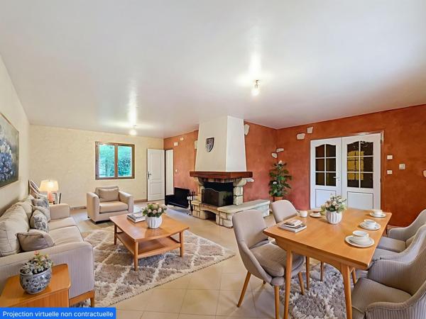 à 10mn de la gare de SENS direct PARIS