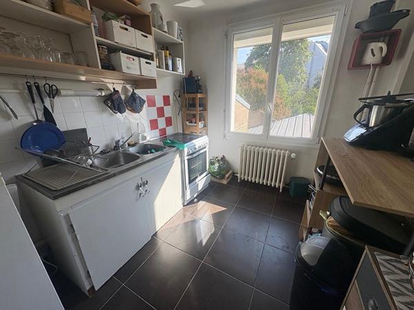 Appartement 2 pièces à vendre à Angers - Bon état, calme et proche écoles