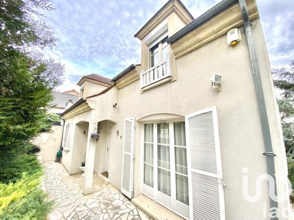 Maison traditionnelle 5 pièces de 138 m² à Thiais (94320)