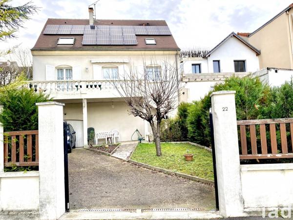 Maison traditionnelle 5 pièces de 138 m² à Thiais (94320)