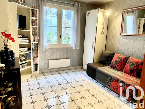 Maison traditionnelle 5 pièces de 138 m² à Thiais (94320)