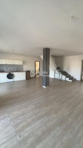 MAISON FAMILIALE --5 CHAMBRES- AVEC JARDIN-  AUBAGNE