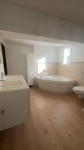 MAISON FAMILIALE --5 CHAMBRES- AVEC JARDIN-  AUBAGNE