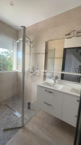 MAISON FAMILIALE --5 CHAMBRES- AVEC JARDIN-  AUBAGNE