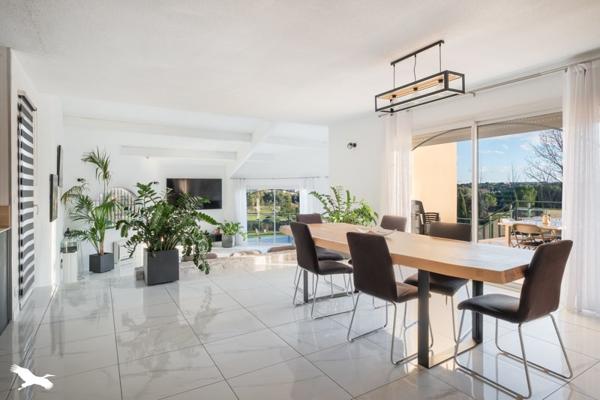 Maison à vendre |  Juvignac |  6 pièces | 245 m²