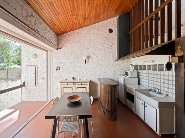 Maison
         3 pièces
        - 43 m²