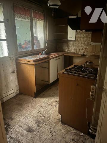 CENTRE VILLE : Appartement Type 2 avec cour privative