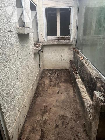 CENTRE VILLE : Appartement Type 2 avec cour privative