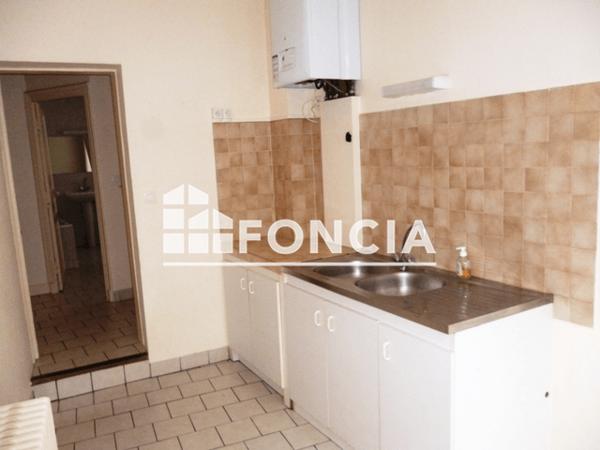 Location Appartement 3 pièces 67.43 m² - 21 RUE LENEPVEU Angers 49100