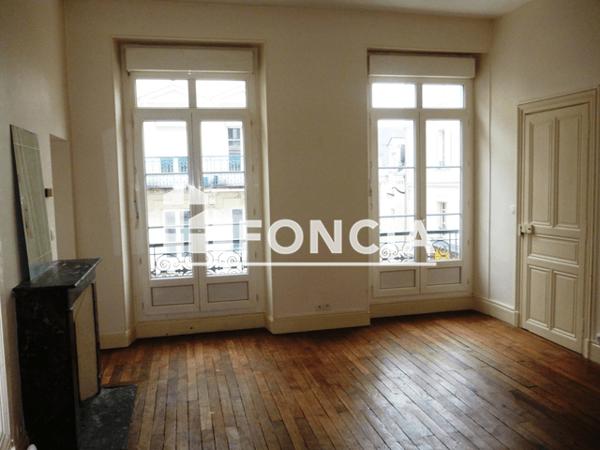 Location Appartement 3 pièces 67.43 m² - 21 RUE LENEPVEU Angers 49100
