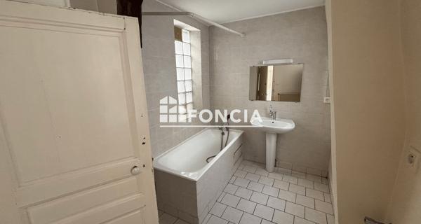 Location Appartement 3 pièces 67.43 m² - Angers 49100
