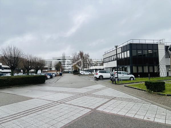 Bureaux Lumineux EUROPARC Strasbourg avec Parking