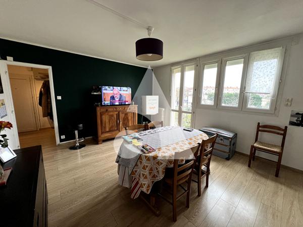 Appartement 4 pièces 81.13 m2