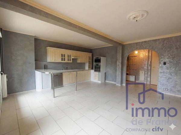 Appartement 3 pièces                                        - 43000 Le Puy-en-Velay Réf : 2663-CIFVFOREZVELAY