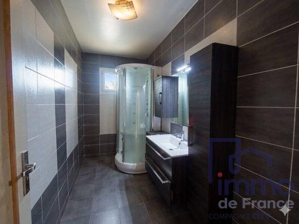 Appartement 3 pièces                                        - 43000 Le Puy-en-Velay Réf : 2663-CIFVFOREZVELAY
