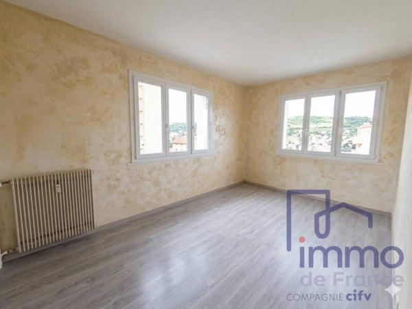 Appartement 3 pièces                                        - 43000 Le Puy-en-Velay Réf : 2663-CIFVFOREZVELAY