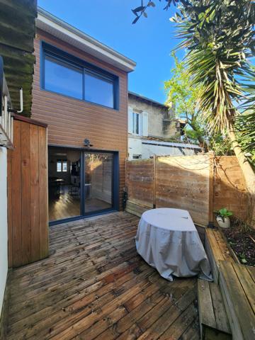 ECHOPPE Bordeaux 3 pièce(s) 67.23 m2 + cour de 25m²
