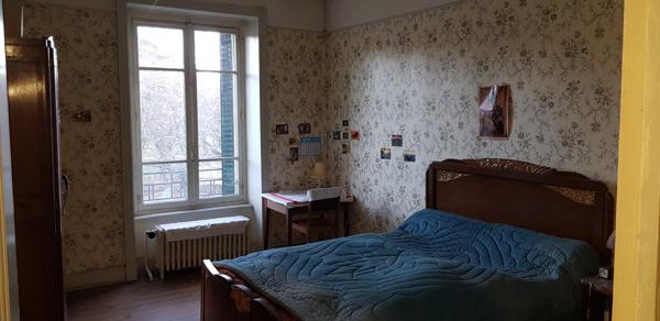 Immeuble 25 place du Monument Riom es Montagnes (15400)