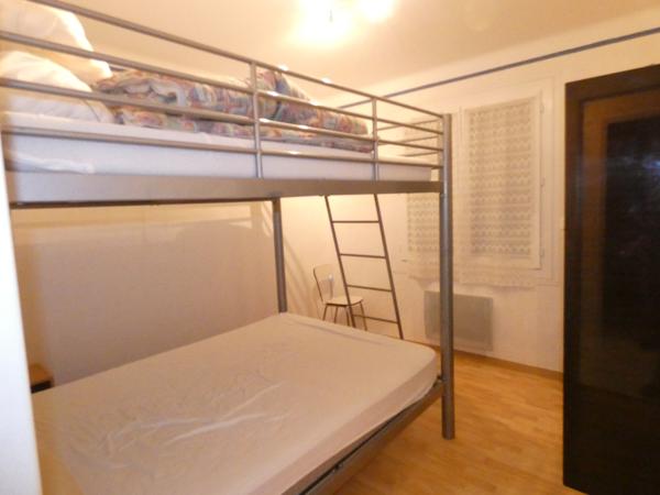 Belle villa avec piscine couverte sur 6.500m² du terrain Saint-Martin-le-Vieil (11170)