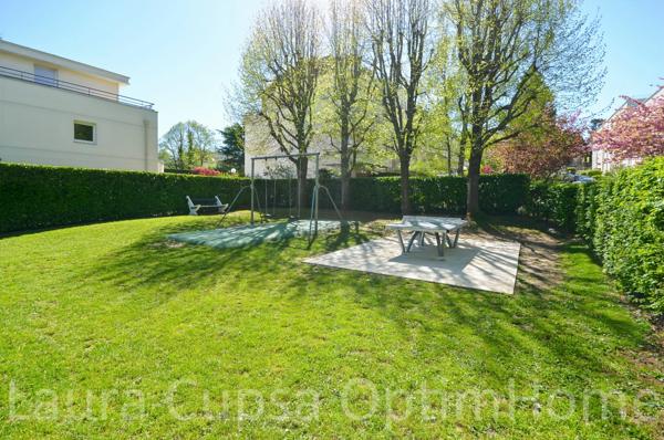 SCEAUX - 8 MIN RER SCEAUX - 3P - 57,13 M² - BALCON - 1ER ETAGE - CAVE - PARKING LIBRE DANS RESIDENCE FERMEE