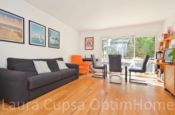 SCEAUX - 8 MIN RER SCEAUX - 3P - 57,13 M² - BALCON - 1ER ETAGE - CAVE - PARKING LIBRE DANS RESIDENCE FERMEE